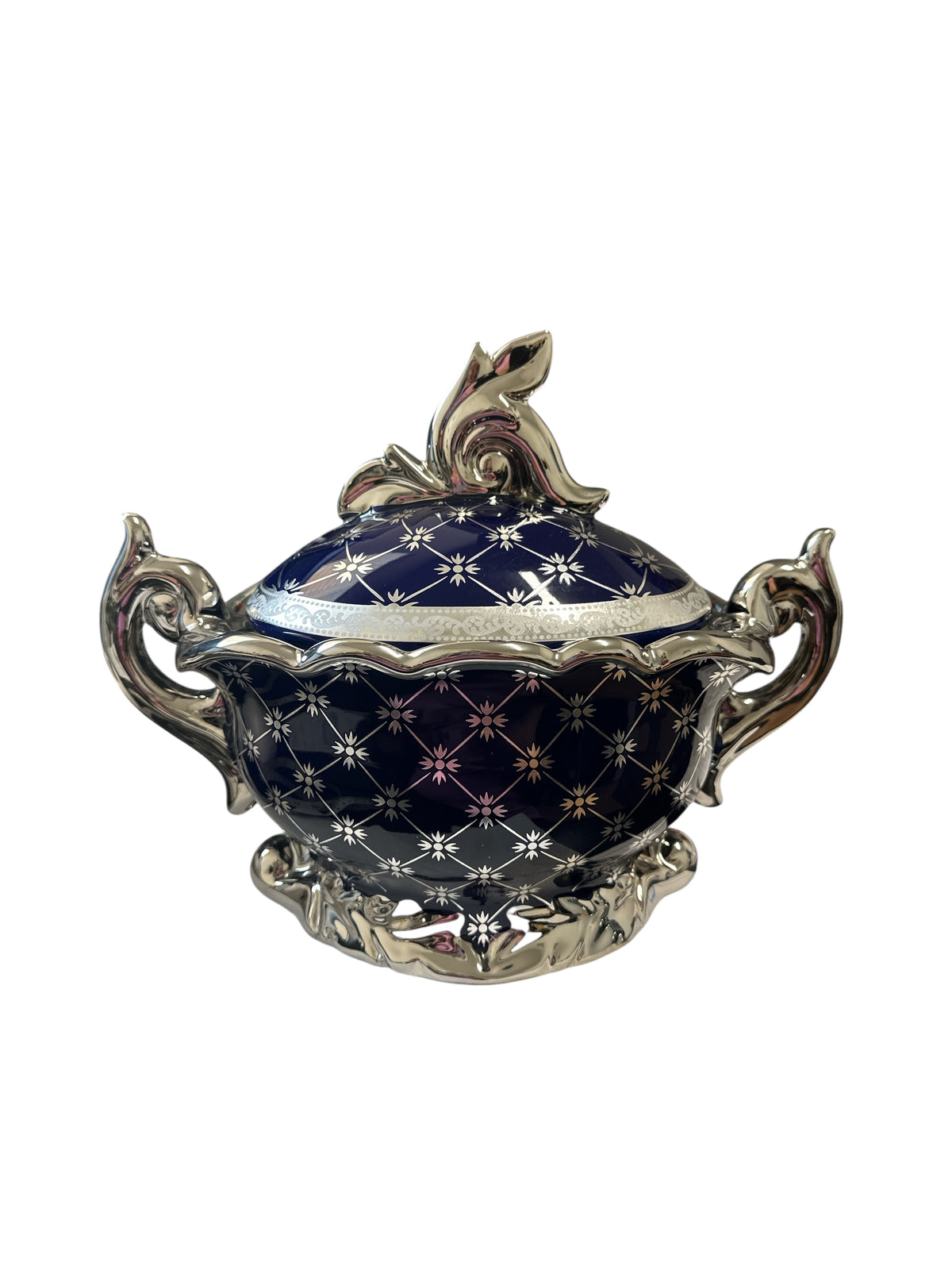Soup Tureen 10"x 9.5"
