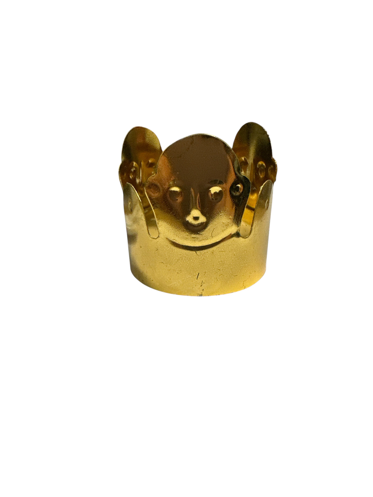 3 points  Metal Crown